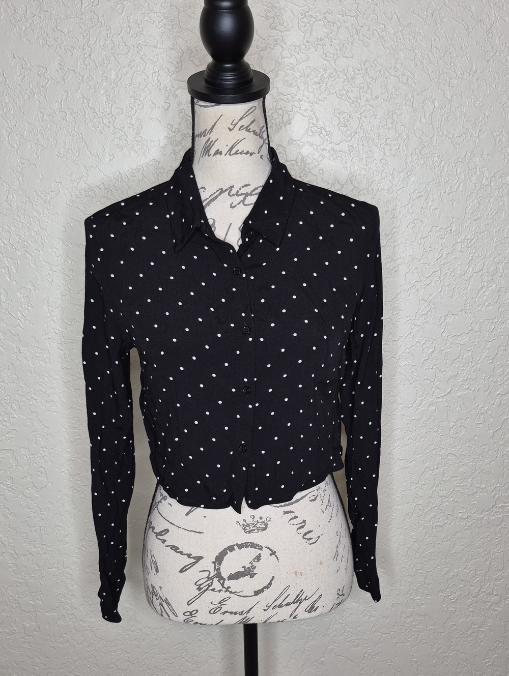 Firever 21 Cropped Polka Dot Shirt Size S